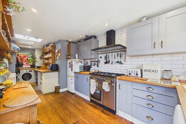 18, Prospect Hill, Whitby photo 4
