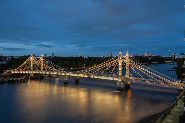 44-46, Riverside One, London photo 2