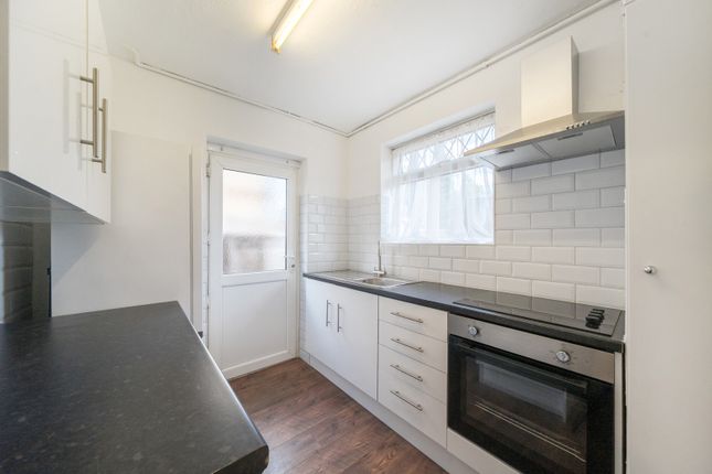 8, Berkeley Close, Ruislip photo 3