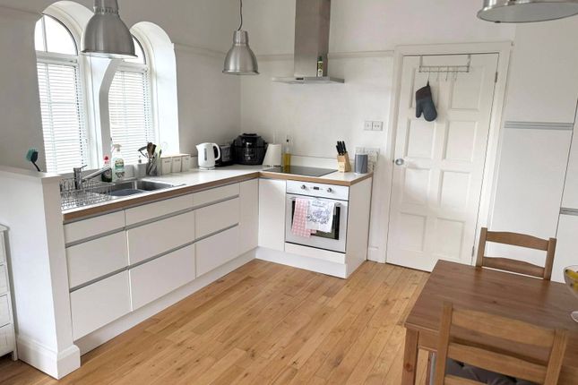 Flat A3, San Remo Towers,, Sea Road, Bournemeouth photo 3