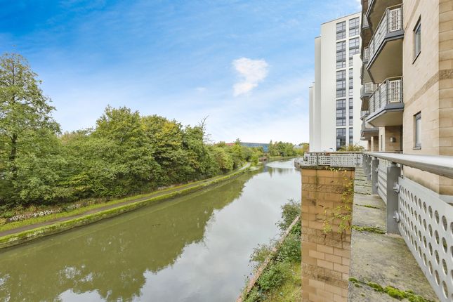 Flat for sale in Bath Lane, Leicester
