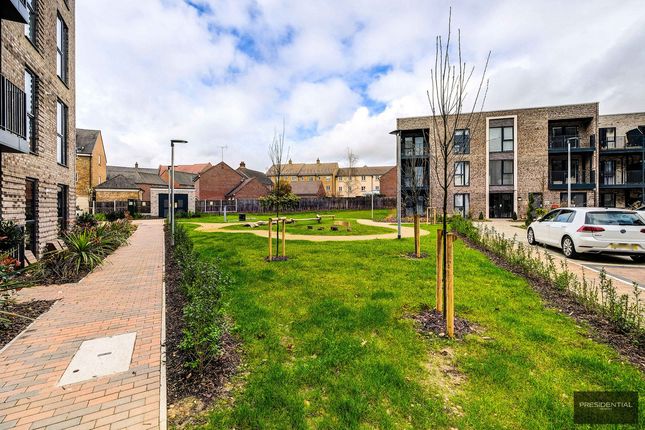 Flat for sale in Academy Way Epping Gate, Loughton
