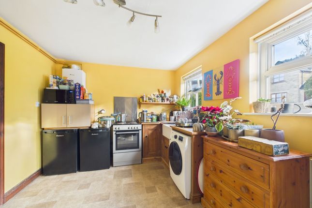 8 Steeple Grange, Matlock photo 4