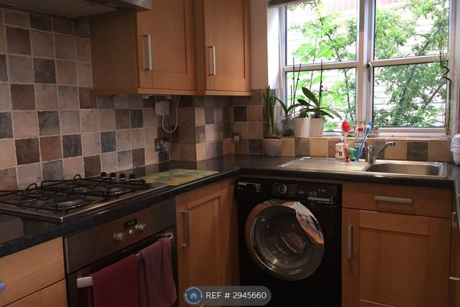 De Havilland Way, Abbots Langley photo 5