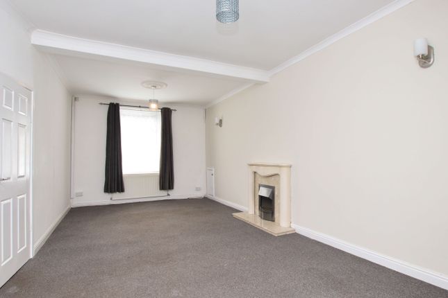 84, Mill Street, Tonyrefail photo 3
