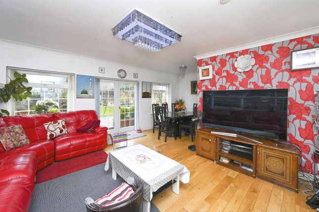 Bungalow for sale in Roseleigh Avenue, Nottingham, Nottinghamshire