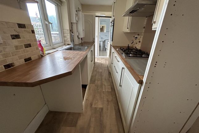 12, Alexandra Road, Louth photo 4