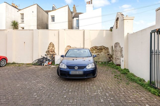 All Saints Mews, Brighton photo 2