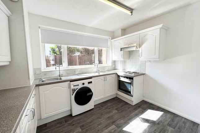 4 Hendon House, Brent Street, London photo 5