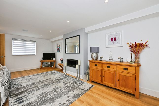 55, Thistle Grove, Welwyn Garden City photo 4