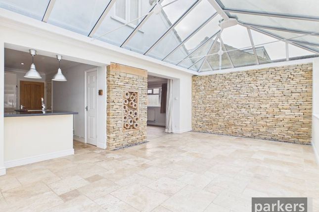 101, Brize Norton Road, Witney photo 3