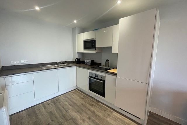 Apt 53, Birmingham photo 4