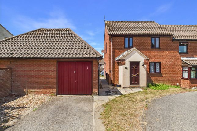 22, Cotman Avenue, Manningtree photo 2
