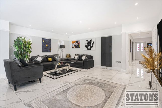 126, Cuffley Hill, Goffs Oak photo 4