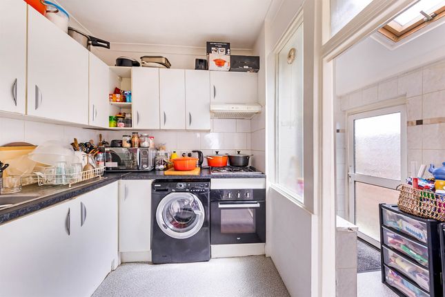 Flat for sale in Lodge Road, Croydon