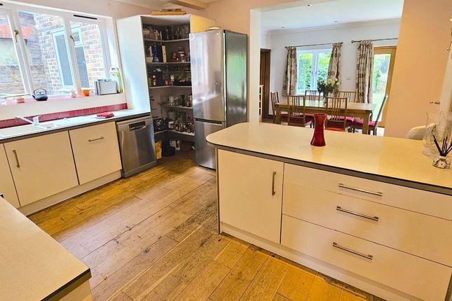 45 The Avenue, Twickenham photo 4