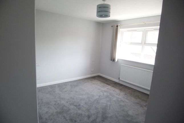 Detached house to rent in Collingwood Road, Maidenbower, Crawley