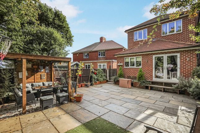 5, Mell Avenue, Barnsley photo 3