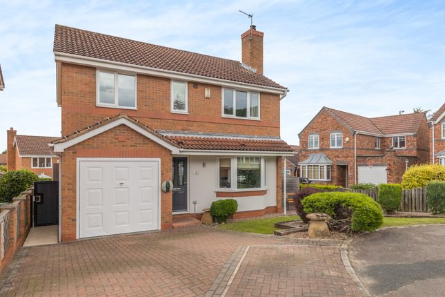 Thumbnail Detached house for sale in Pippins Approach, Normanton, West Yorkshire
