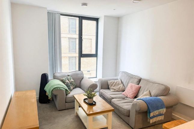 1-bed flat on Apartment 10507, 4 Wharf End, Manchester, £1,100/mo