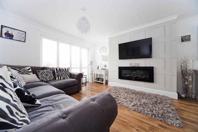 24, Hillcrest Place, Hartlepool photo 4