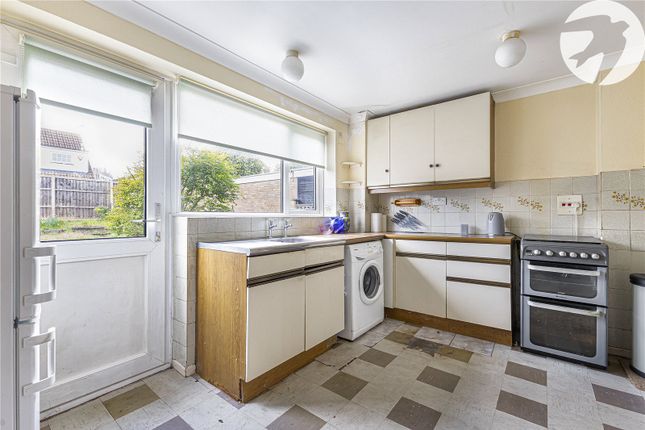 21, Cranleigh Drive, Kent photo 4