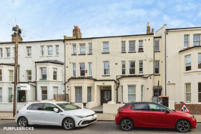 Basement Flat, 3, Alderbrook Road, Clapham photo 2