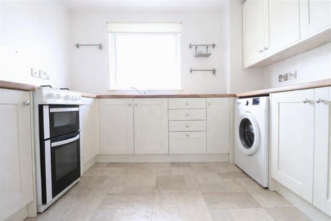 15, Taunton Way, Coventry photo 3