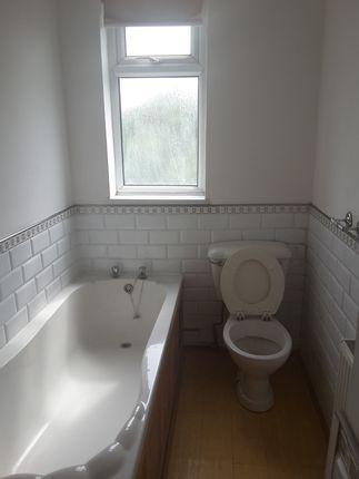 15, Rowms Lane, SWINTON photo 2