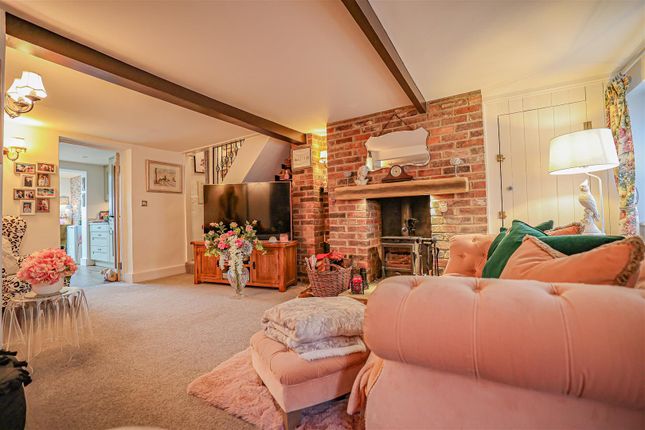 8, The Back, Berkhamsted photo 2