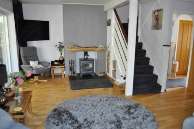5, Orchard Close, Swansea photo 4
