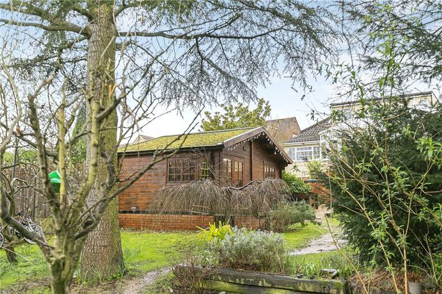 Country house for sale in Heathbrow Road, Welwyn, Hertfordshire