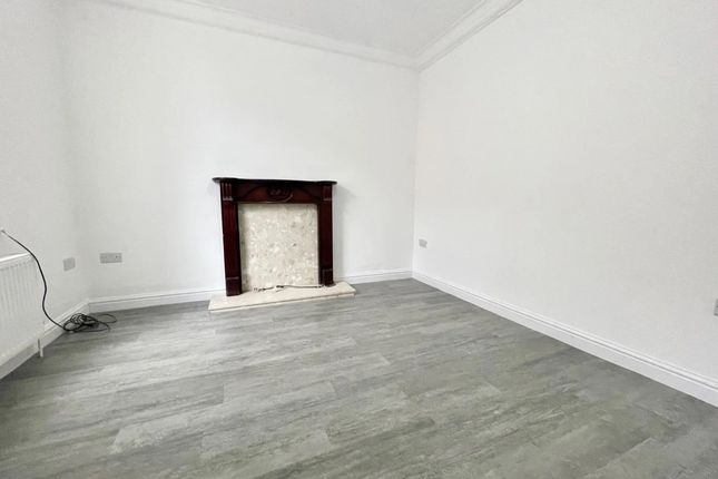 20, Ruth Square, Sheffield photo 5