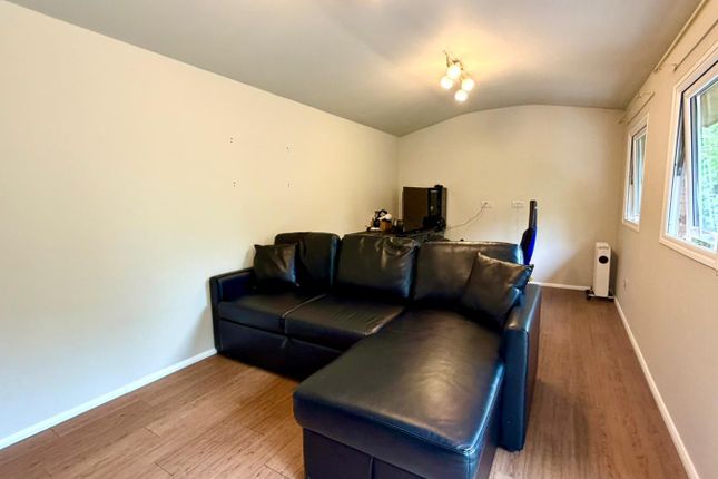 57, Steeple Heights Drive, Biggin Hill photo 4