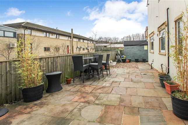 Flat for sale in Airedale Mews, Skipton