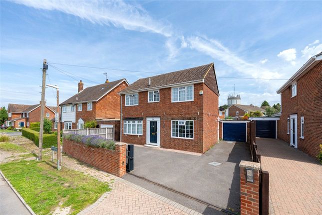 3 bed property for rent in Westerhill Road, Coxheath, Maidstone ME17