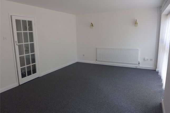 14, Grasscroft Drive, Coventry photo 2