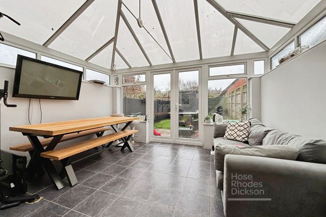 8, Mayfield Drive, Isle of Wight photo 4