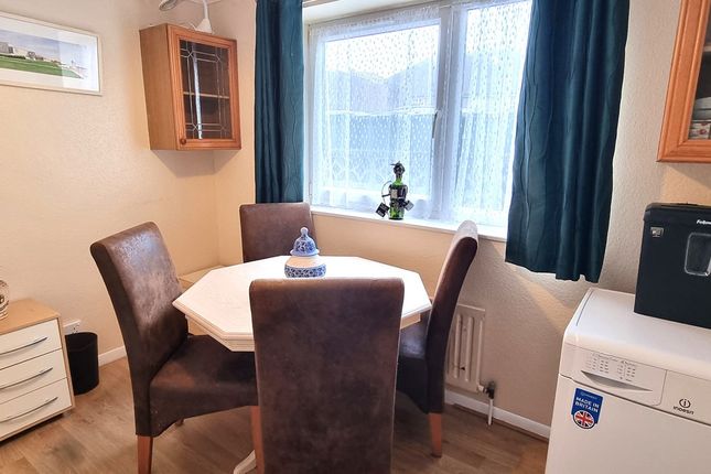 Flat for sale in Upper Sea Road, Bexhill-On-Sea