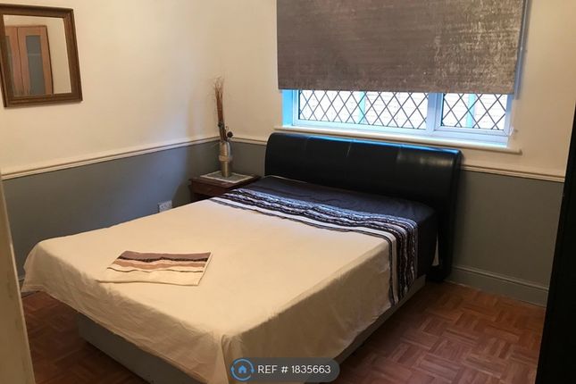 Room to rent in Mogden Lane, Isleworth/Twickenham