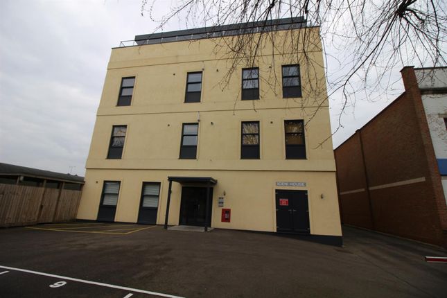 Thumbnail Flat to rent in Newland Street, Witham