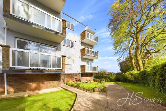 Flat for sale in St. Vincents Road, Torquay