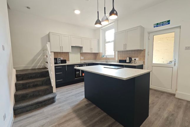 10, Fusehill Street, Carlisle photo 4