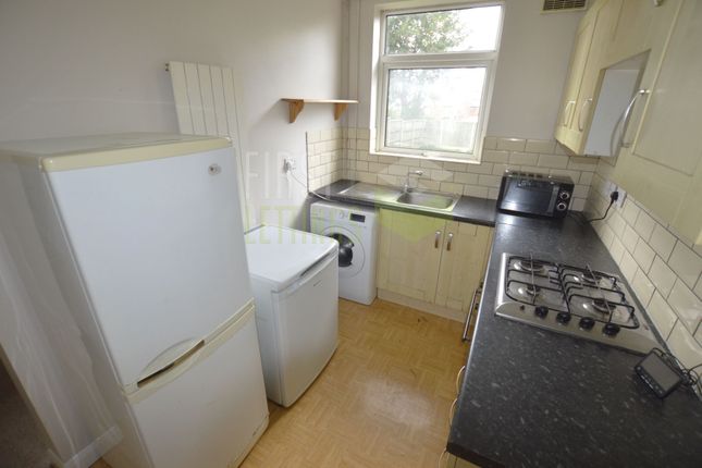 Thumbnail Semi-detached house to rent in Heather Road, Clarendon Park