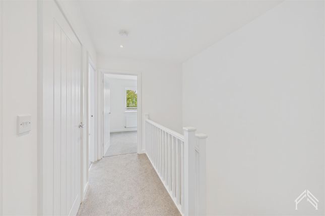 54322345, Round House Way, Harlow photo 4