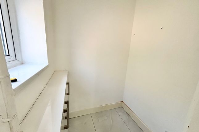 68, Wicklow Drive, Leicester photo 4