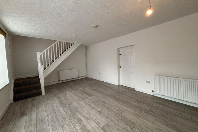 35, Elm Street, Merthyr Tydfil photo 3