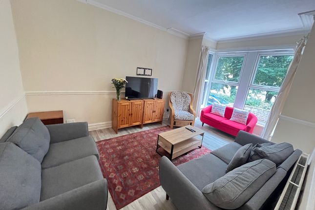 28, Langdale Terrace, Leeds photo 2