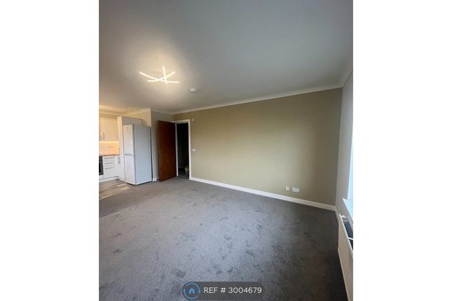 Flat, St Clair Place, Edinburgh photo 5