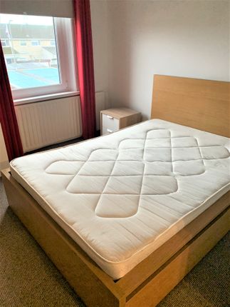 110, Pontygwindy Road, Caerphilly photo 4